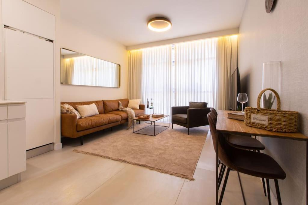 Aphrodite Suite อัชเกลอน ภายนอก รูปภาพ